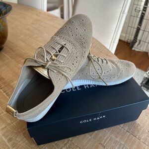 Cole Haan Zerogrand Stitchlite ladies shoe